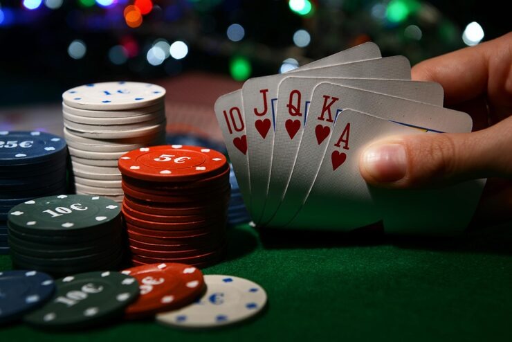 goaloo88 Android app login screen with football and live casino icons